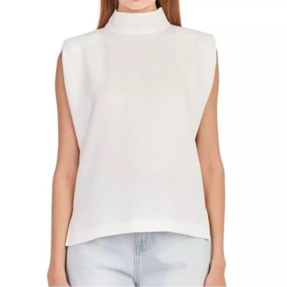 NWOT Dazy White Shoulder Pad Mock Neck Sweater Size M - Picture 1 of 5